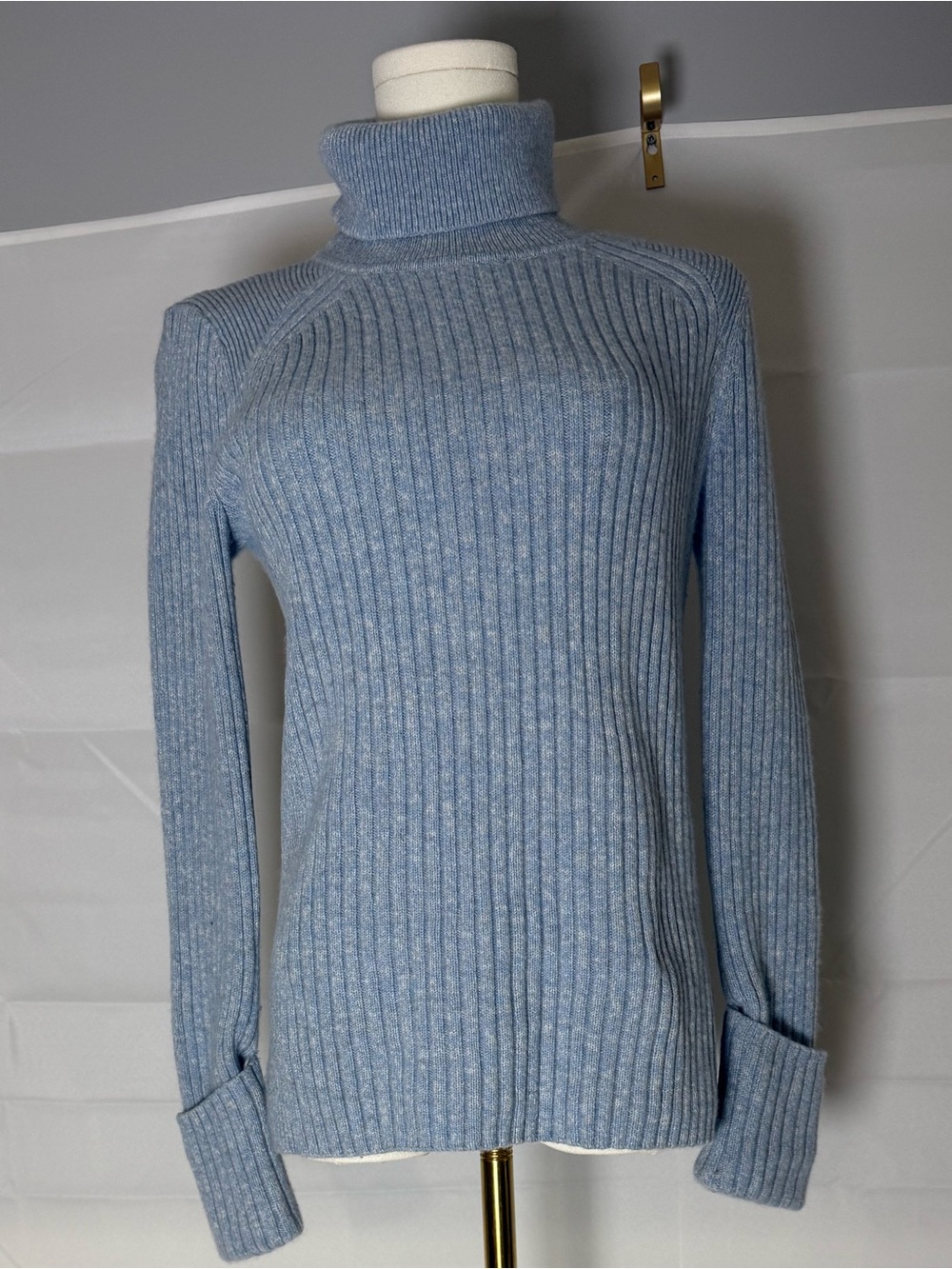 Club Monaco Blue Ribbed Wool Blend Turtleneck Sweater M - Picture 3 of 10